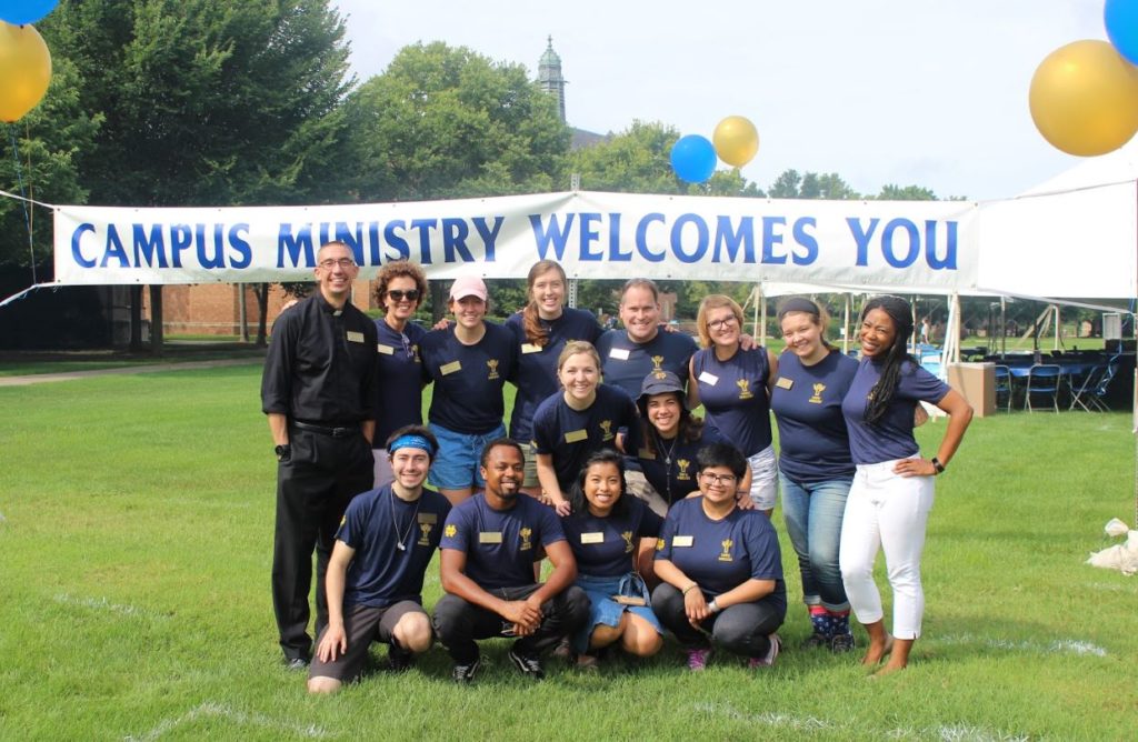 The Campus Ministry Anchor Interns engaged in hospitality during Welcome Weekend.  In the Holy Cross tradition in the charism of hospitality, “The measure of our generosity will be the sincerity, the simplicity and the sensitivity of our welcome.” (Constitution 4, Constitutions of the Congregation of the Holy Cross)