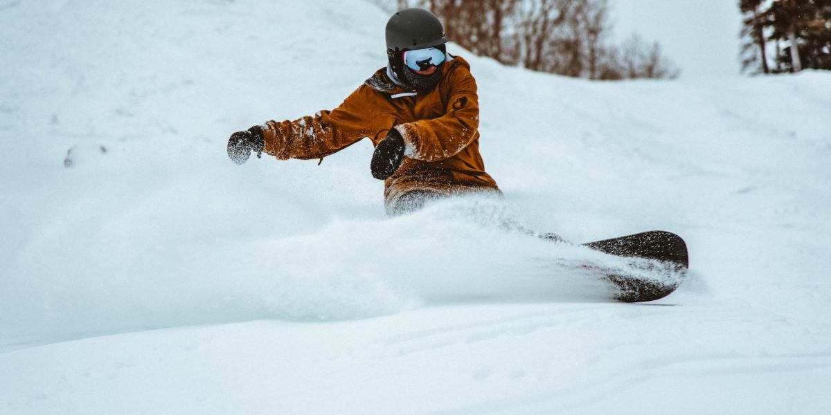 Do Wrist Guards Prevent Snowboarding Injuries?