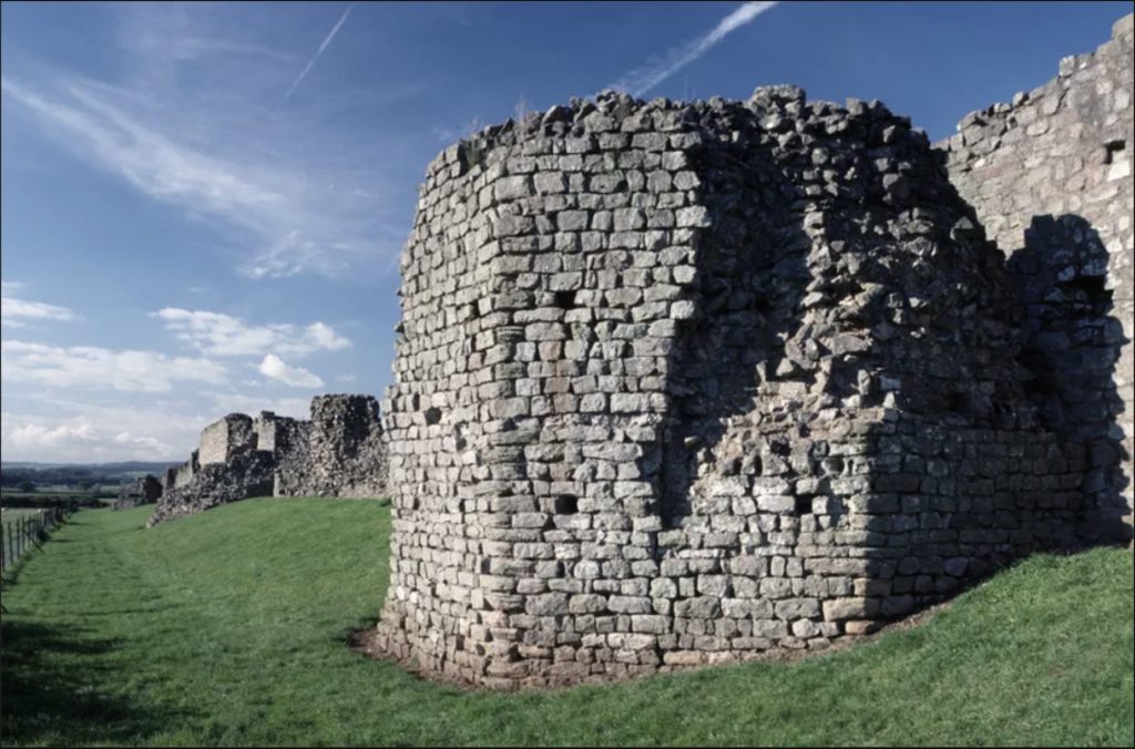 This image has an empty alt attribute; its file name is ruins-of-the-roman-walls-of-venta-silurum-caerwent-wales-united-kingdom-roman-civilization-1st-6th-century-1-1024x676.jpg