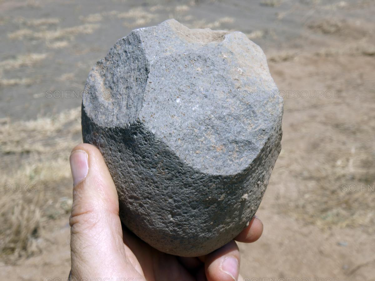 Stone tool. Olduwan Stone. Камень как инструмент. Oldowan industry.